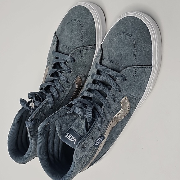 Vans High Top Soft Blue Suede Sneakers w Silver Stripe Size: 9.5 - Picture 9 of 10